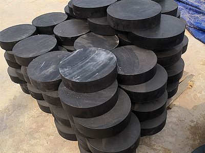 滨海县板式橡胶支座由若干层橡胶片与薄钢板经加压硫化